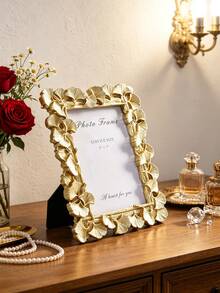 1pc European Style Gold Ginkgo Leaf Decorative Photo Frame, Horizontal/Vertical Use, Includes 1 Random Insert Paper, Ginkgo Carved Resin Desktop Frame, Vanity Photo Frame, Gilded Tabletop Frame, Cream Style Photo Frame Decor, Suitable For Photo Display Home Decor, Wedding Photo Frame, Portrait Frame, Soft Furnishing Frame, Studio Photo Frame, Housewarming Gift Photo Frame - Gold - View 4