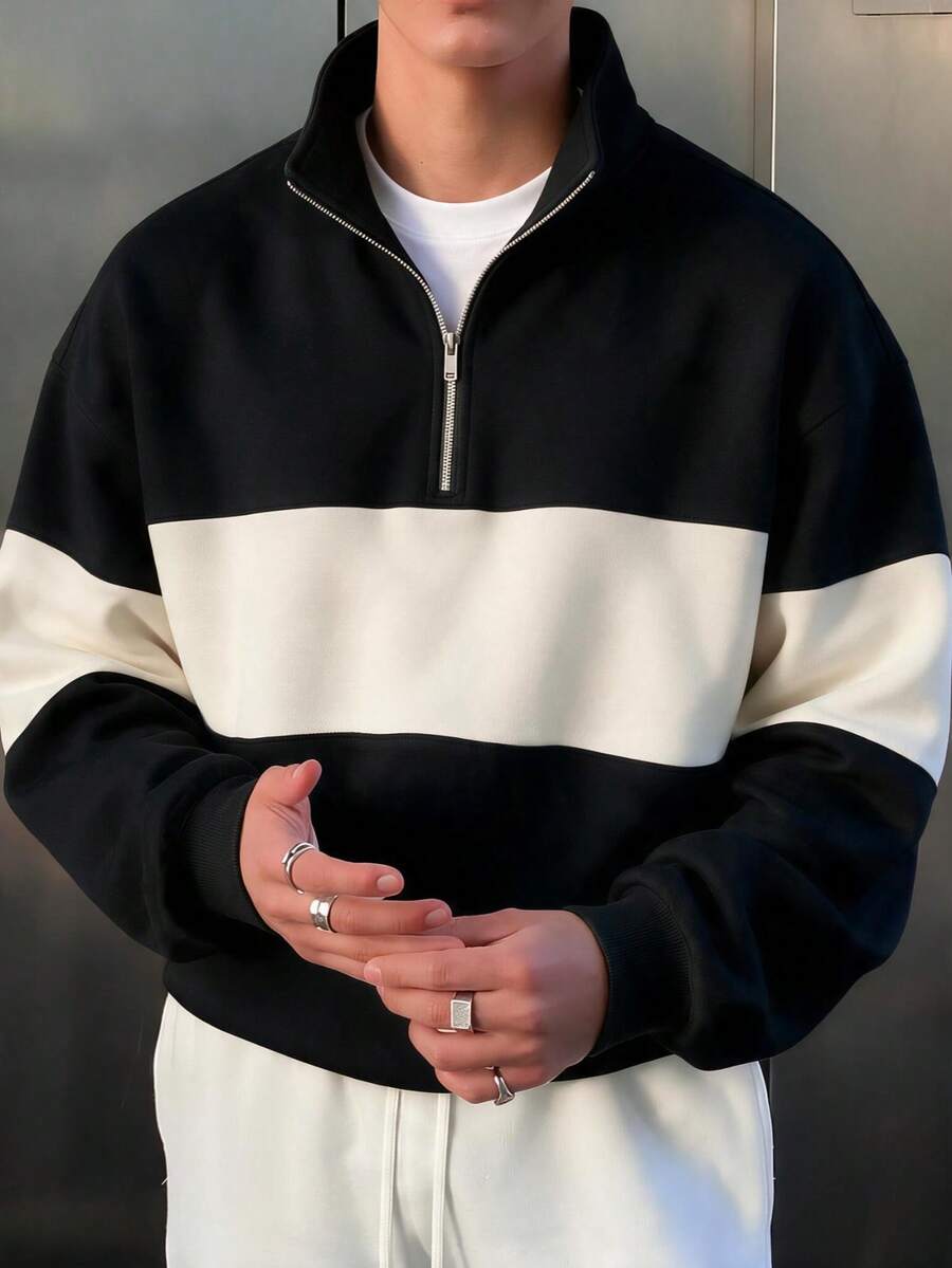 Sweatshirt Pria Hitam Putih Bergaris Kontras dengan Resleting Setengah dan Kerah Tegak, Gaya Vintage Kolese, Potongan Longgar - Hitam - View 1
