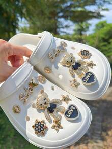 16pcs DIY Detachable ABS Bear Shoe Charms, Removable Decorative Buckles For Clogs, Sandals, Slippers, Beach Bags, Multi-Functional Decoration, Suitable For All Seasons, Holiday Gift - Gold - View 1