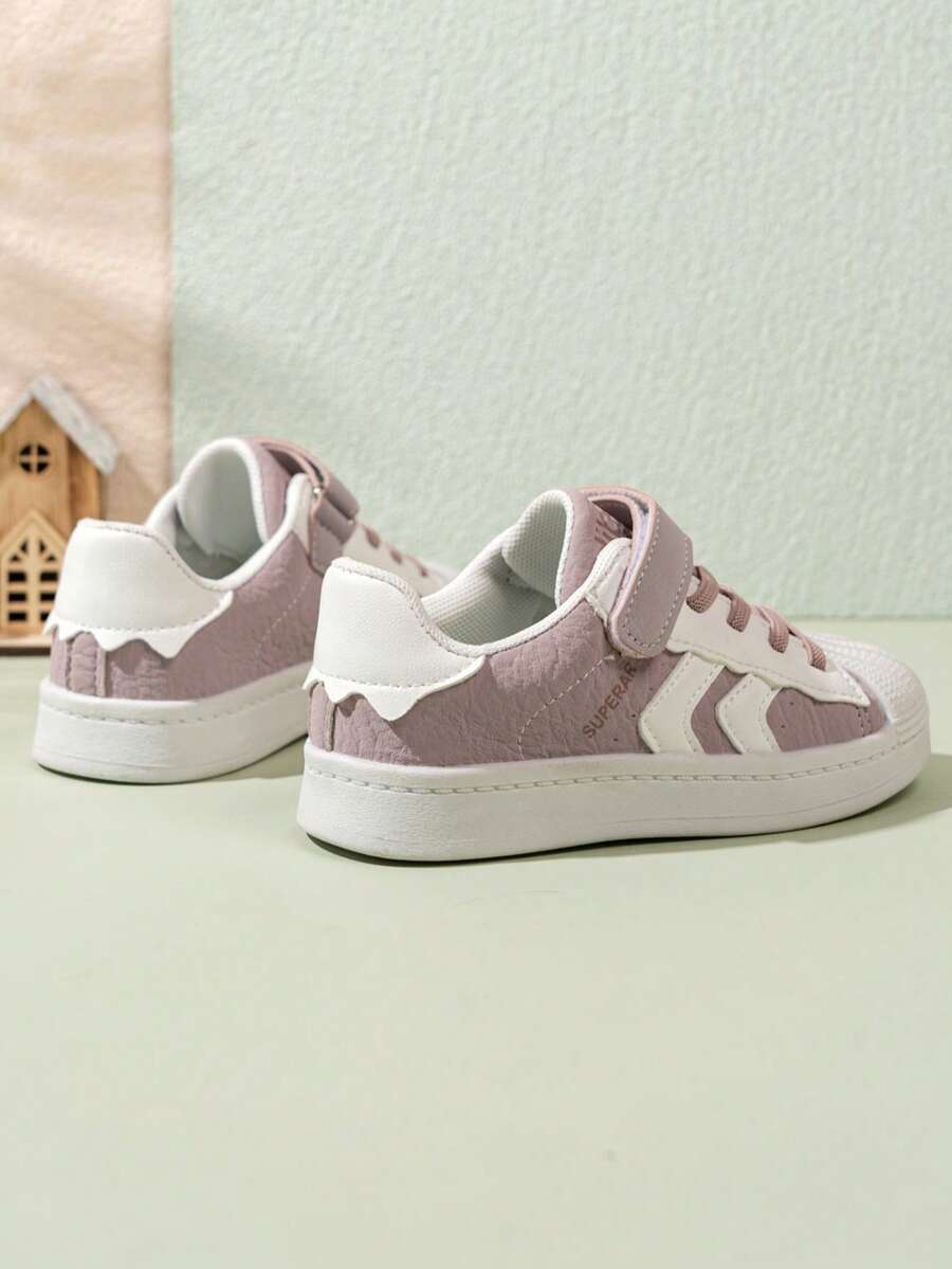 1 Pair 2026 Girls' Wavy Trim Contrast Color Decor PU Fabric Shell Round Toe Low-Top Hook & Loop Flat Sneakers, Fresh & Cute Style, Suitable For Spring/Autumn, Christmas, Halloween, Daily Wear - Purple - View 1