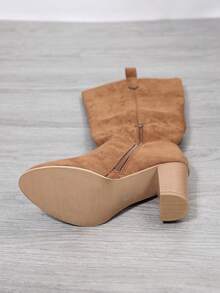2024 Autumn/Winter New Plus Size Women's Suede Chunky Heel Pointed Toe Side Zipper Solid Color High Heel Riding Boots - Brown - View 9