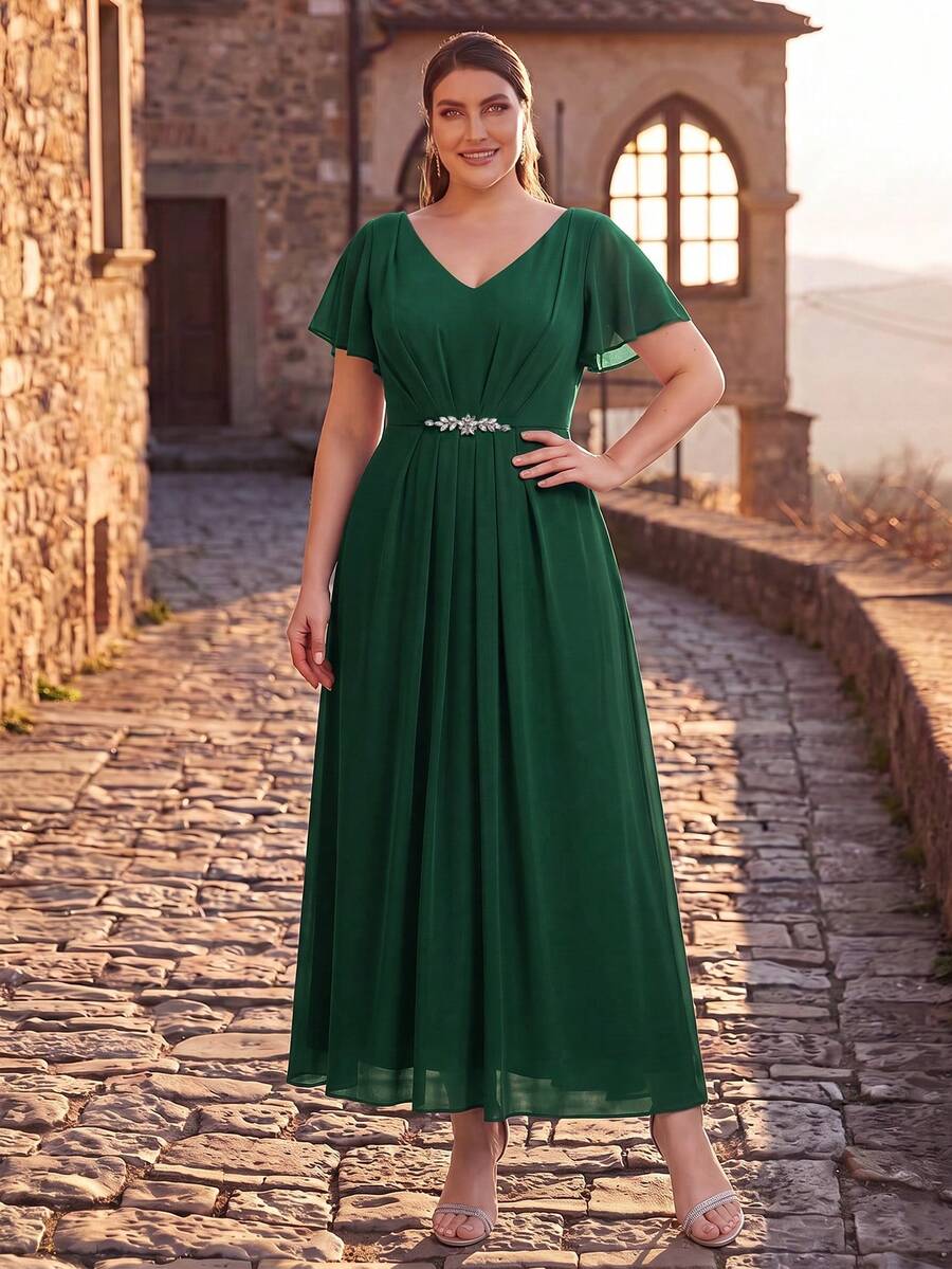 EVERPRETTY Fall Plus Size Elegant Women's Chiffon Dark Green Formal Mother Of Bride Dress V-Neck Rhinestone Maxi Formal Wedding Guest Evening Dress - Dark Green - View 1