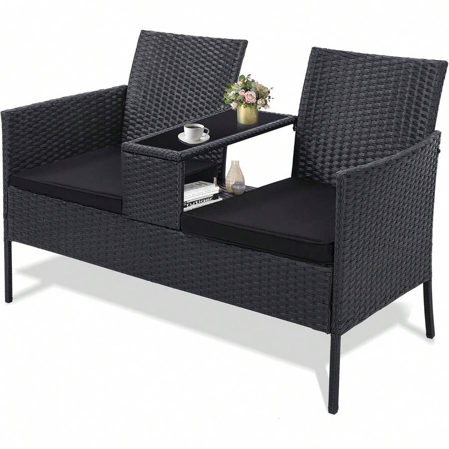 Sofá de Mimbre Negro para Patio 150x60x80 cm| Banco de 2 Asientos con Mesa Central de Vidrio Negro| Cojines Gruesos de Tela para Exteriores| con Estante Inferior para Almacenamiento| para Patio Terraza y Balcón| Fácil de Armar - Negro - Ver 1