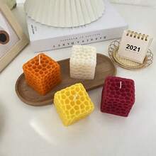 1pc Personalized Creative Honeycomb Scented Candle For Home Interior Decoration, Props For Photography, Gift For Parties Or Holiday, Companion Candle For Presenting - Multi-color - View 1