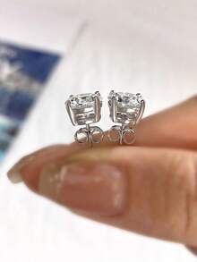 1件裝莫桑鑽耳釘 優雅風 0.1-2CT 六爪鑲嵌款 適合女性派對與日常配戴 - 銀色 - 查看 5