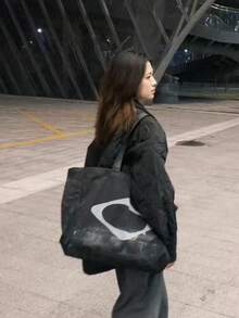 日韓風小眾設計 Ins 風黑色網格大容量腋下單肩托特包，運動手提包，休閒戶外大號女款瑜伽健身托特包 - 黑色 - 查看 5
