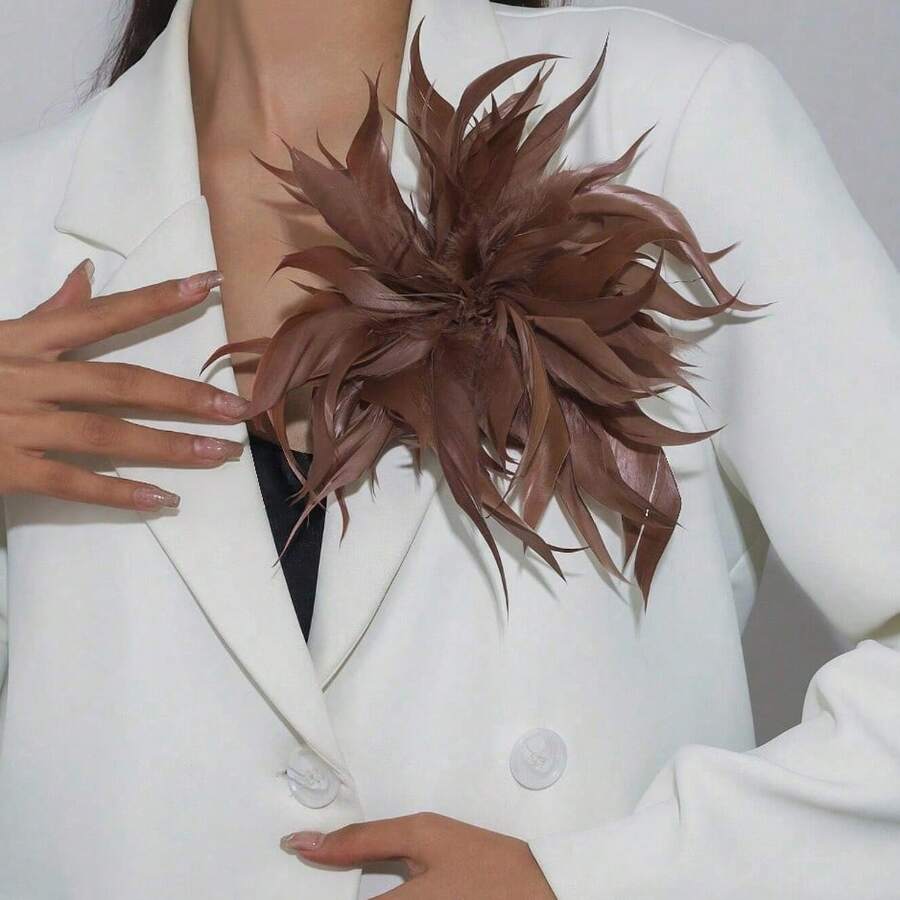 1pc French Vintage Luxury Exquisite Coffee Color Brooch, Suitable For Women's Daily Commute, Gathering, Dinner, Suit, Dress, Versatile Accessory - Brown - View 1