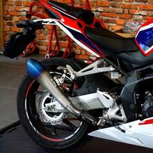 Universal Motorcycle Exhaust Pipe Carbon Fiber Heat-Resistant Insulation Anti-Scald Cover, Includes Accessory Kit, Easy Installation, Fits Most Models - Carbon Fiber Plain Weave - View 2