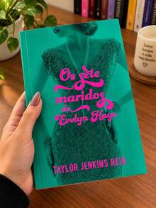 OS SETE MARIDOS DE EVELYN HUGO SUCESSO NO TIKTOK - Livro único - Visão 3