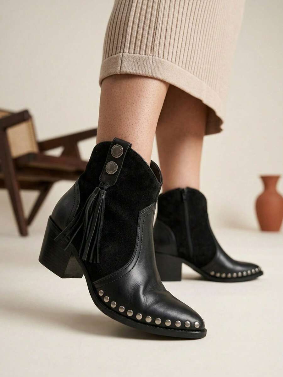 Women Ankle Boots & Booties - Black - View 1
