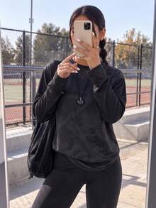 AODSR Women Black Long Sleeve Workout Shirt Camo Print Crew Neck Loose Fit Athletic Training Gym Running Activewear Top - Black - View 8