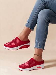 Sepatu Selop Model Mule Jala Ukuran Besar untuk Wanita, Sepatu Kasual Bernapas dengan Sol Lembut, Tanpa Penutup Belakang, Nyaman untuk Aktivitas Luar Ruangan - Merah - View 7
