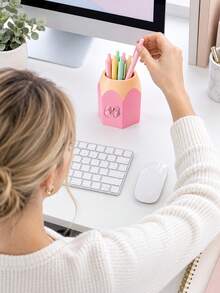 A Hexagonal Desktop Organizer Featuring A 3D Bow And Cream-Style Decorative Accents; Suitable For Stationery, Makeup, And Cosmetic Brushes. Desktop Storage Tool For Home, Study, And Office Scenes, Creative Desktop Ornament, Practical Gift For Back-To-School Stationery And Christmas, New Year Exchanges. - Multicolor - View 4