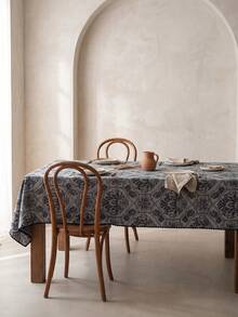 1pc Grey-Blue Base Black Vintage Damask Floral Pattern Tablecloth, Retro Classic Style Fabric Material, Rectangular Black Wavy Jagged Edge Detail, Stain-Resistant Protection For Tabletop And Decorative Enhancement, Suitable For Daily Home And Retro Classic Style Restaurant Decor - Black - View 10