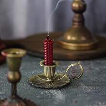 1 buah Tempat Lilin Logam Perunggu Antik dengan Pegangan, Tempat Lilin Pilar dengan Alas Bunga Teratai, Dudukan Lilin Meja Retro Eropa untuk Pesta Pernikahan, Makan Malam, Dekorasi Rumah, Ornamen Meja Romantis, Hadiah - 1 buah warna biru antik - View 4