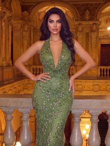 Gaun Panjang Halter Elegan dengan Leher V Dalam, Dihiasi Manik-Manik dan Payet, Siluet Duyung yang Pas di Tubuh, Cocok untuk Fotografi dan Liburan Pantai - Olive Green - View 3