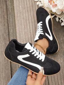 Spring/Autumn Solid Color Sports Fabric Lace-Up Sneakers For Outdoor - Black - View 1