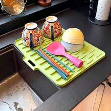1pc Large Non-Slip Silicone Kitchen Sink & Countertop Drainage Mat, 15.75x11.81 Inches, Built-In Drainage Design, Dish Rack & Space-Saving Storage Box, Easy To Clean Black & Gray Color, Suitable For Refrigerator, Stove, Sink (Modern Kitchen Use), Minimalist Design, Non-Slip Surface, Countertop Protection Mat - Multicolor - View 3
