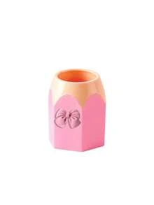 A Hexagonal Desktop Organizer Featuring A 3D Bow And Cream-Style Decorative Accents; Suitable For Stationery, Makeup, And Cosmetic Brushes. Desktop Storage Tool For Home, Study, And Office Scenes, Creative Desktop Ornament, Practical Gift For Back-To-School Stationery And Christmas, New Year Exchanges. - Multicolor - View 11