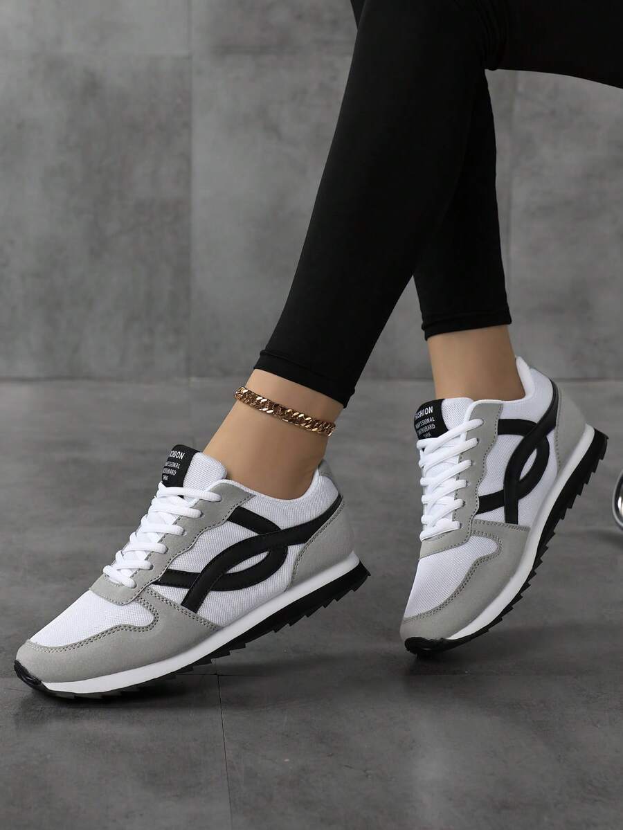 Women's Vintage Round Toe Lace-Up Soft Sole Comfortable Casual Versatile Breathable Summer Daily Running Solid Color Athletic Shoes