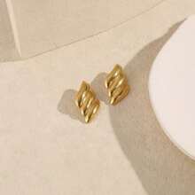 1 Pair Exquisite Vintage 304 Stainless Steel Fashion Earrings,Hypoallergenic Design,Delicate Non-Fading,Perfect Choice For Women's Daily Wear And Gift - Gold - View 5