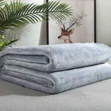 Solid Color Flannel Blanket 100% Polyester High Grammage High Density For Extra Comfort And Warmth - Light Grey - View 2