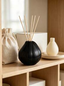 1pc Ribbed Teardrop Reed Diffuser Bottle, Glossy Vase (Black/White), Modern Home Decor Fragrance Oil Container, Minimalist Shelf Decor Ornament, Housewarming Gift - Multi-color - View 6