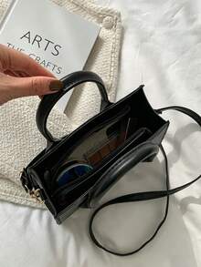 New Vintage Fashion Embossed Mini Square Handbag, Zipper Closure, Adjustable Long Shoulder Strap, Small Capacity Lightweight Minimalist Crossbody Bag - Black - View 4