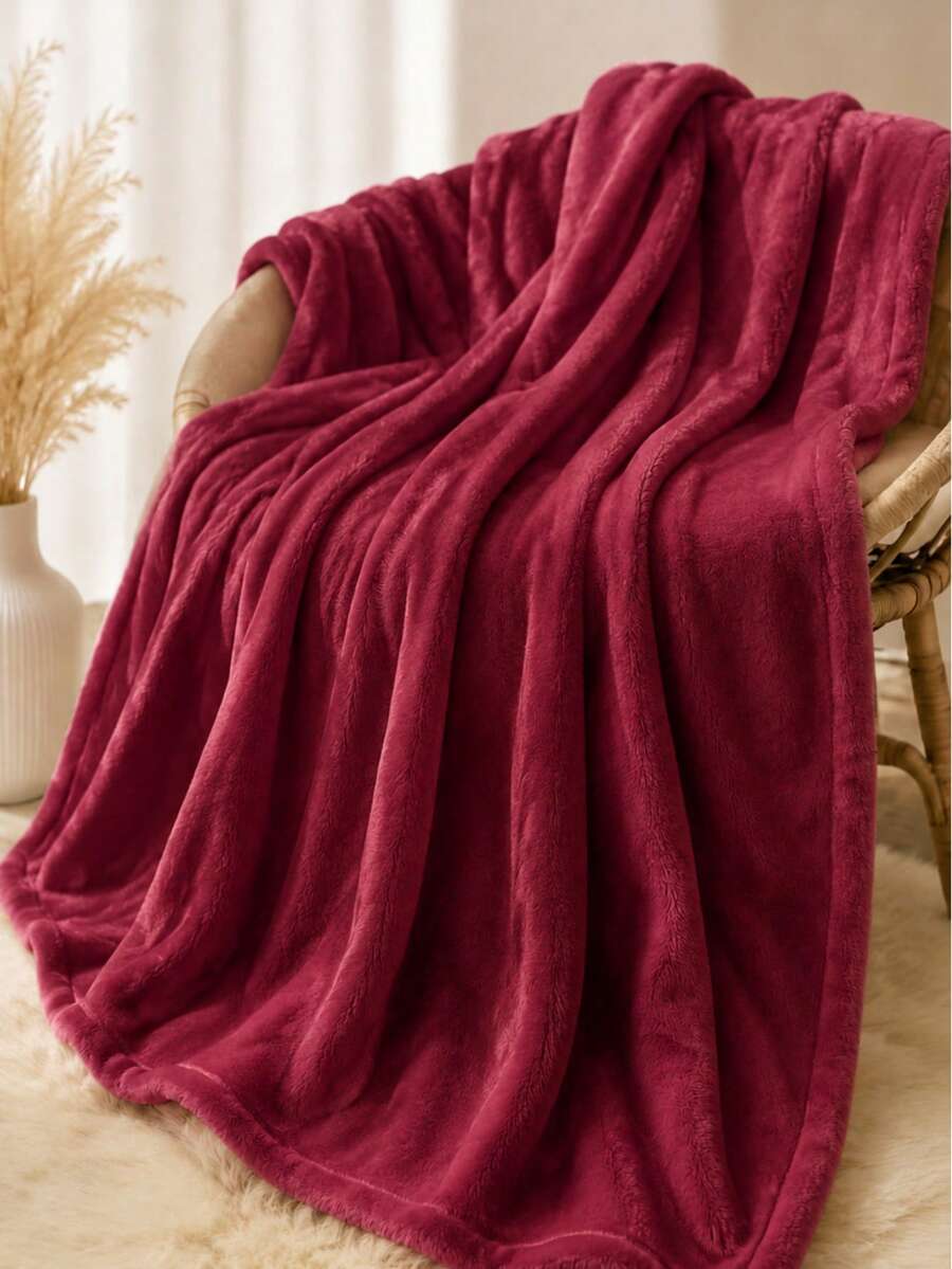 Solid Color Flannel Blanket 100% Polyester High Grammage High Density For Extra Comfort And Warmth