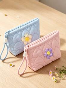 Quilted Heart-Shaped Makeup Bag With Knitted Flower, Lipstick Storage Pouch, Soft Candy Color Toiletry Bag, Multiple Colors Available, Perfect Gift For Middle East National Day, Halloween, Christmas - Multicolor - View 8