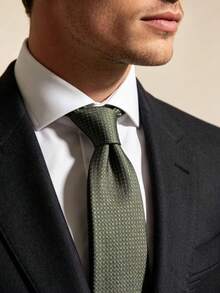 1 buah dasi modis kelas atas yang cocok untuk acara bisnis kasual. - Olive Green - View 3