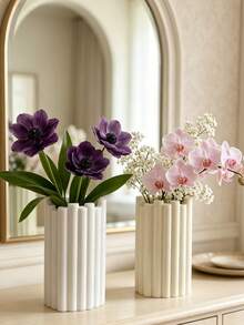 1Pc Creative Sawtooth Top Fluted Resin Vase, Minimalist White Desktop Flower Holder For Home Living Room Decor, Versatile Tabletop Ornament & Unique Gift Choice For Modern Decor Lovers - Ribbed Vase - View 9