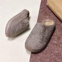 Autumn/Winter Unisex Plush Slippers With Bear Embroidery Design, Thick Sole, Thermal Lining, Skin-Friendly, Warm, Closed-Toe Indoor Slippers, Non-Shedding, Machine Washable, Home Thermal Slippers - Coffee - View 4
