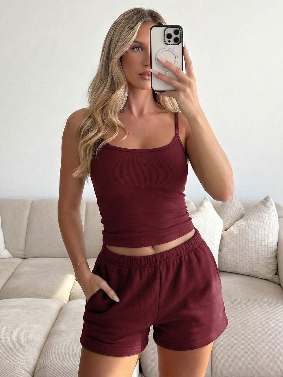 GLAMSKIN Conjunto básico de 2 piezas para mujer de verano/otoño, Camiseta de tirantes finos + Shorts con cordón, Vuelta al colegio, Salida, Vacaciones, Conjunto de playa elegante - Burdeos - Ver 1