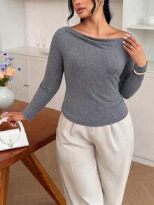 SF0216268468906 Women's One-Shoulder Long-Sleeve Short Top, Bodycon Stretchy Knitted Textured Fabric, Autumn-Winter Plus-Size Top. - Grey - View 2