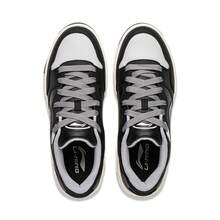 LI-NING COMMON 80S Sepatu Athleisure Pria Profesional Olahraga Toko Resmi Terpercaya AGCW231 - Hitam/Abu-abu Senyap - View 6