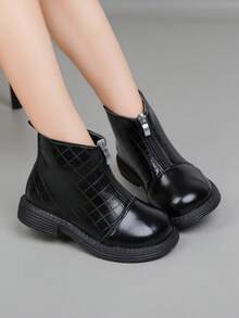 A Pair Of Unisex Autumn And Winter New Children's Shoes, Children's Boots, Soft Soled Boots, Versatile Boy's And Girl's Short Boots - Black - View 3