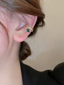1pc Copper Vintage Niche Snake-Shaped Ear Cuff, Unique Design, Elegant And Sophisticated, No Ear Piercing Required, Suitable For Women's Daily And Holiday Wear - Multicolor - View 3