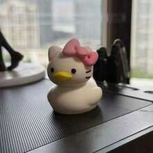 Funko Patung Dekoratif Hello Kitty Duck dari Asmodee, Dekorasi Meja yang Menyenangkan untuk Halloween, Natal, dan Thanksgiving. - Beraneka warna - View 5