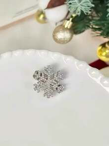 2PCS Sparkling Rhinestone Snowflake Hair Clip, Christmas Party Hair Accessory, Playful Y2K Style, Winter Braided Hair Clip, Side Clip, Bangs Clip - Silver - View 2
