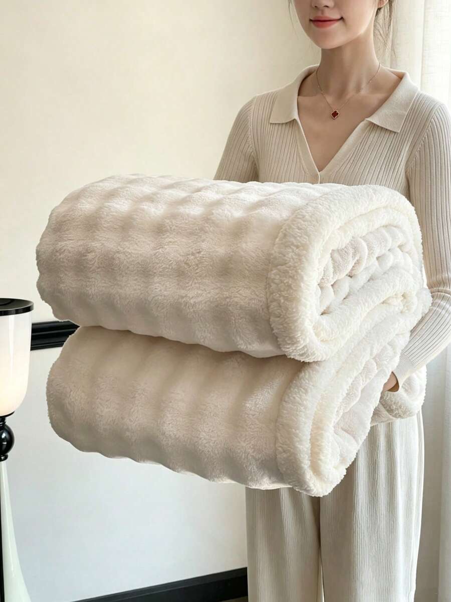 1pc Cream Bubble Fleece Cuffed Soft Skin-Friendly Comfortable Bed Blanket, Suitable For Bedroom And Guest Room - Off-white - View 1