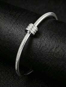 1 buah Gelang Emas Mewah, Tahan Air, Tahan Keringat, Tidak Luntur, Cocok untuk Pesta, Pemakaian Sehari-hari, Liburan, Ulang Tahun, Juga Dapat Diberikan Sebagai Hadiah untuk Pacar dan Keluarga, Hadiah Elegan untuknya di Hari Valentine, Hadiah Liburan Unisex - Perak - View 6