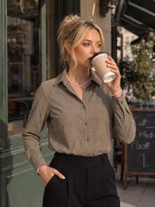 SwallowLucky Blus Wanita Warna Polos dengan Kerah dan Kancing Depan, Lengan Panjang, Atasan Kasual Elegan Sederhana untuk Musim Semi dan Gugur, Cocok untuk Kantor dan Perjalanan Sehari-hari - Khaki - View 4