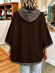 Plus Size Women's Brown Leopard Print Patchwork Hoodie Pullover, Leopard Print 3/4 Sleeve, Regular Length, Autumn Essential - Brown - View 2
