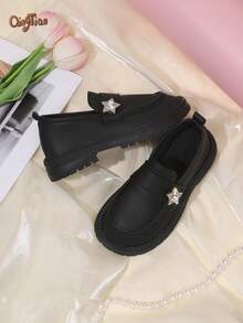 1 Pair Black Girls' Rhinestone Star Decor PU Material Round Toe Low-Top Slip-On Thick Sole Chunky Heel British Style Loafers Suitable For School, Daily Wear And Party - Black - View 1