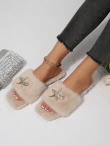 Spring/Autumn New Square Toe Plush One-Strap Flat Sandals For Women, Fashion Rhinestone Starfish Decor Fluffy Fur Slippers, Indoor/Outdoor Dual-Use - Beige - View 5