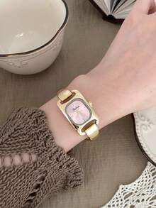 1pc Women's Elegant Gold Square Dial Quartz Watch, Rounded Design, Pink Dial, Minimalist Markings, Suitable For Daily Wear And Gifting - Gold - View 4