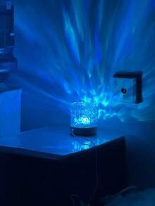 1 buah Lampu Malam Proyeksi Riak Air Aurora 16 Warna dengan Kontrol Jarak Jauh, Sempurna untuk Dekorasi Kamar Tidur, Ruang Tamu atau Kantor, Natal, Halloween, Hari Valentine, dan Acara Lainnya - MultiWarna - View 2