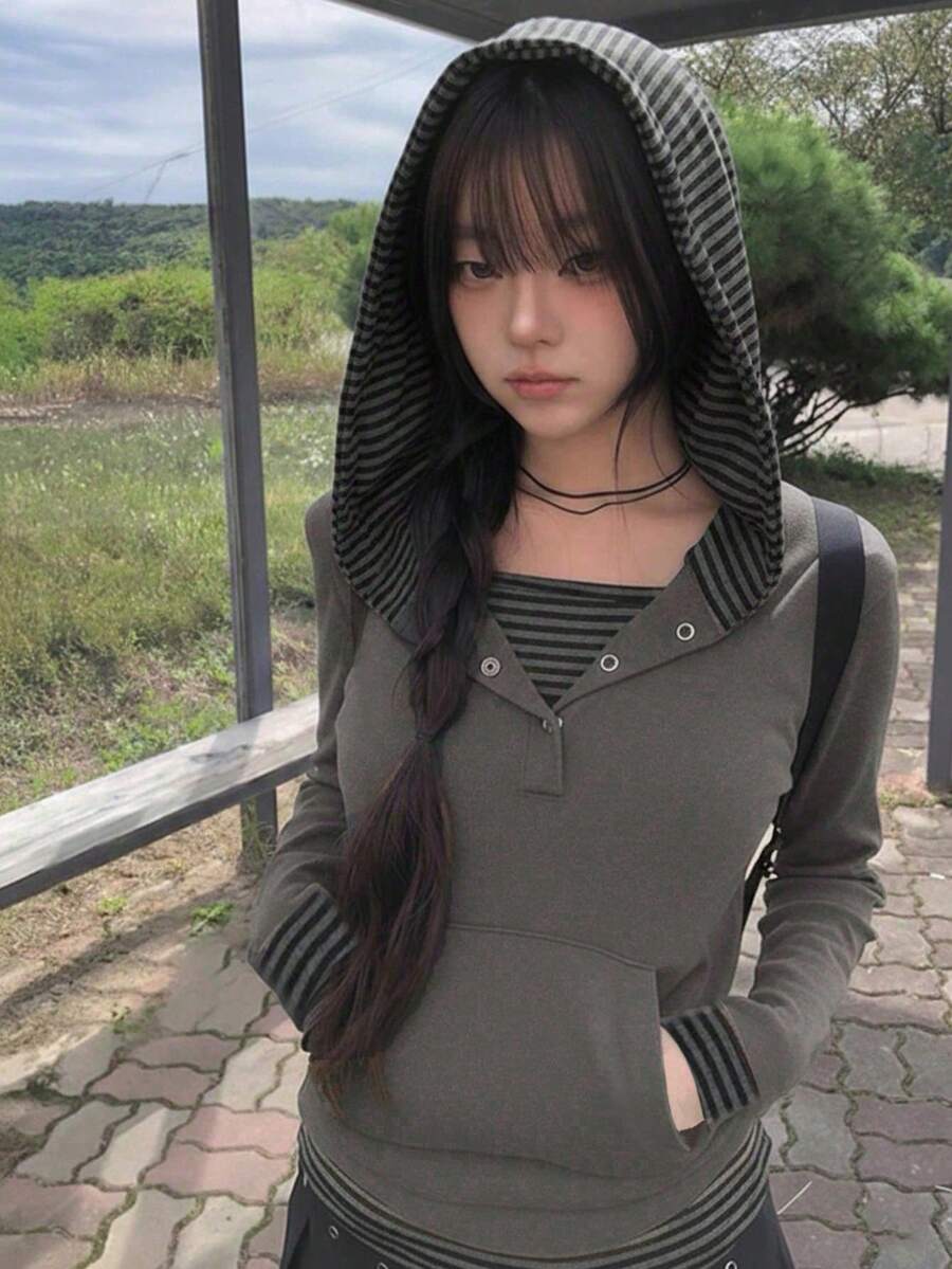 YCYC韓式秋冬條紋拼接鈕扣連帽長袖女款T恤上衣 - 灰色 - 查看 1