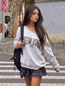 Women Y2K Grey Asymmetric Neck Leopard Letter Graphic Oversized Sweatshirt, Casual Long Sleeve Autumn Pullover - Grey - View 3